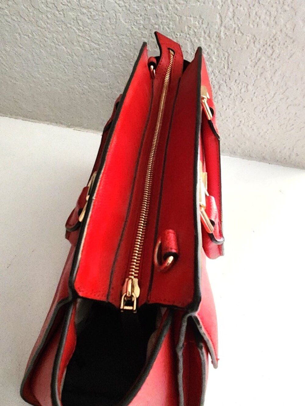 Like New Michael Kors Sylvia Red Leather Shoulder Bag & Wallet - Picture 6 of 16